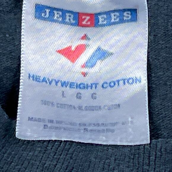 Free Hugs Available Here Tee Shirt Crew Neck Short Sleeve Size Large Black White - Picture 4 of 11